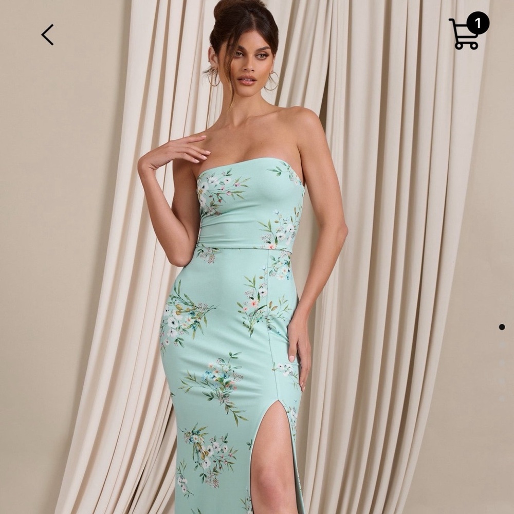 Club London.. Floral Strapless Mint Green Dress